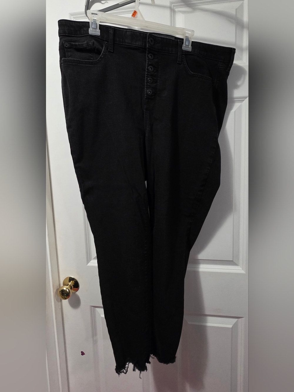 torrid Black High-Rise Button-Front Ankle Jeans